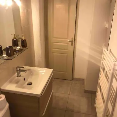 Apartament Climatise Jardin De La Fontaine *